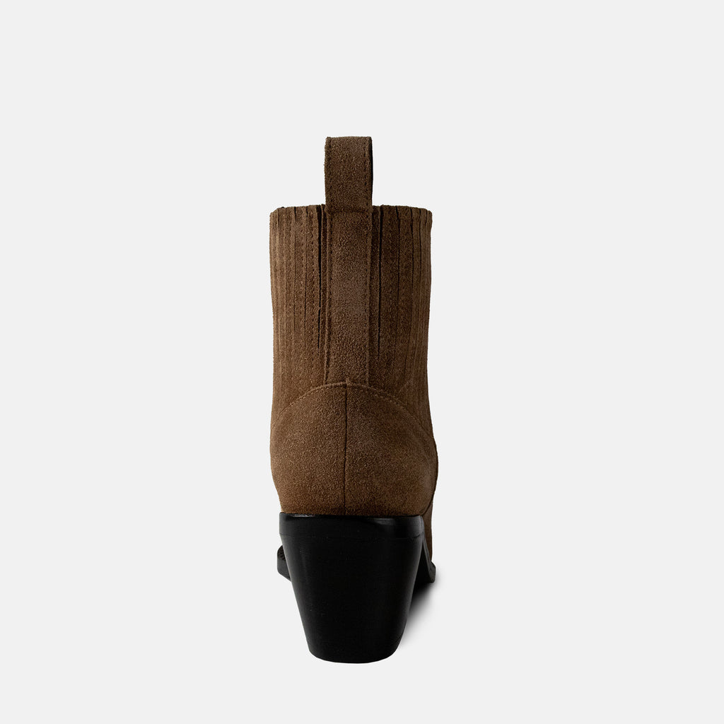 botas taupe botas café botin cafe botin taupeEstilo y comodidad Moda femenina Últimas tendencias Durabilidad Hecho en México Confección de alta calidad botas de cuero  mujer botas de moda botas para  mujer de moda  botas bala di gala 