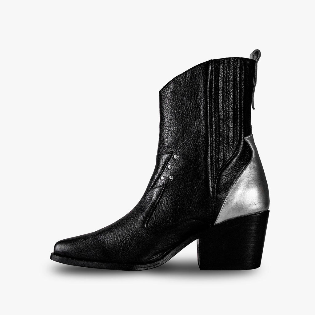 bota de piel para mujer negro, leather Calzado de noche en plata y negro Botín de piel hecho a mano Estilo de botín atrevido